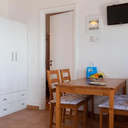Skaloto Appartement *
